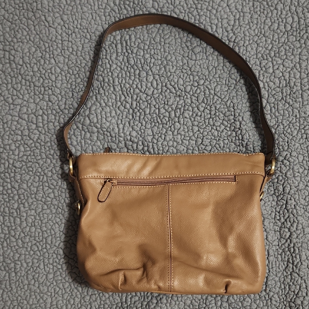 Croft And Barrow Early 2000s Leather Shoulder Bag Camel Colored